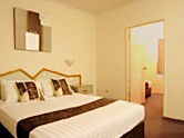 Emerald Maraboon Motor Inn - Accommodation BNB 1