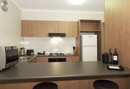 Ringwood Royale Apartment Hotel - Accommodation BNB 2