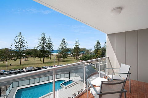 South Pacific Plaza - Accommodation BNB 2