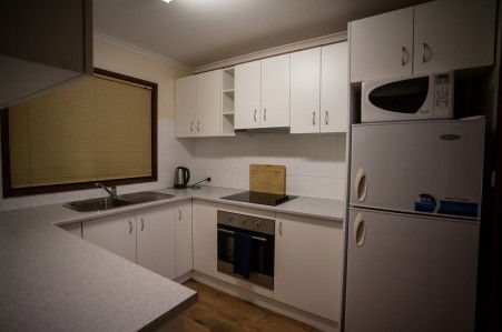 Millies Guesthouse & Serviced Apartments - Accommodation BNB 1