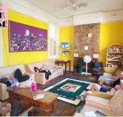 The Pink House Backpackers - Accommodation BNB