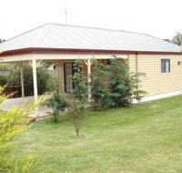 Gumtrees Cottage - Accommodation BNB