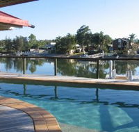 Mooloolaba Canal Holiday House - Accommodation BNB