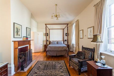 Grand Old Duke The - Accommodation BNB 3