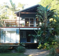 Coochiemudlo Island Family Beach House - Accommodation BNB