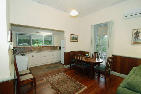 Fernridge Farm Cottage - Accommodation BNB 5