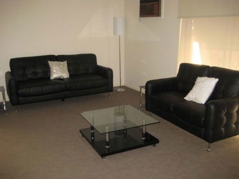 Midtown Serviced Apartments - Accommodation BNB 1