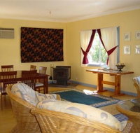 Euroka Homestead And Farm Cottage - Accommodation BNB