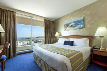 Quality Hotel NOAH'S On The Beach - Accommodation BNB 24