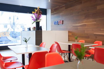 Abode By Easystay - Accommodation BNB 9
