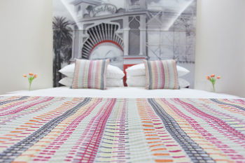 Abode By Easystay - Accommodation BNB 17