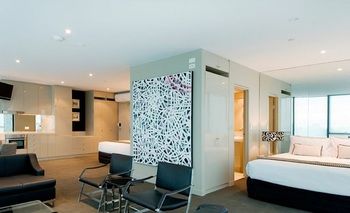 Mantra Bell City - Accommodation BNB 13