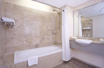 Holiday Inn Potts Point Sydney - Accommodation BNB 0