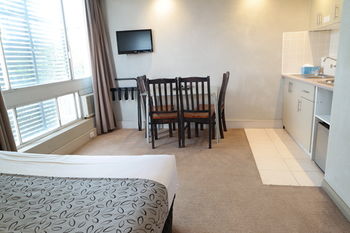 Parkville Place - Accommodation BNB 24