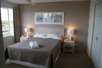 Beachside Resort - Kawana Waters - Accommodation BNB 9