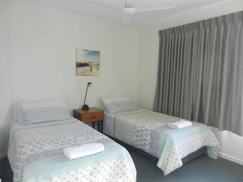 Beachside Resort - Kawana Waters - Accommodation BNB 29
