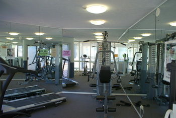 Beachside Resort - Kawana Waters - Accommodation BNB 45