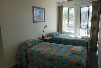 Beachside Resort - Kawana Waters - Accommodation BNB 56
