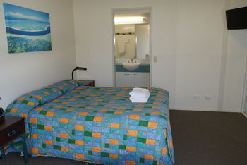 Beachside Resort - Kawana Waters - Accommodation BNB 59