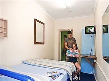Funk House Backpackers - Accommodation BNB 4