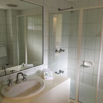 Eltham Gateway Hotel - Accommodation BNB 1