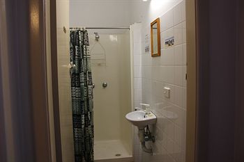 Burwood Bed And Breakfast - Accommodation BNB 3