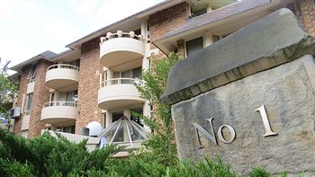 Waldorf Wahroonga Residential - Accommodation BNB 8