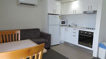 Waldorf Wahroonga Residential - Accommodation BNB 12