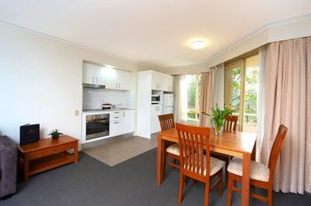 Waldorf Wahroonga Residential - Accommodation BNB 18