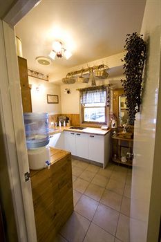 Montville Attic - Accommodation BNB 2