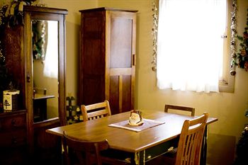 Montville Attic - Accommodation BNB 19