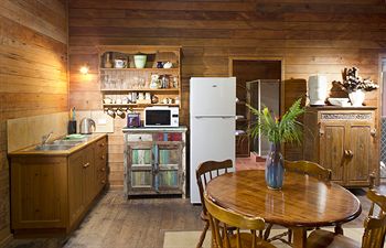 Glass House Mountains Ecolodge - Accommodation BNB 27