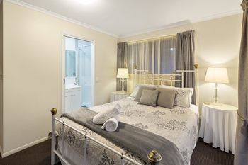 Eden Lodge - Accommodation BNB 11