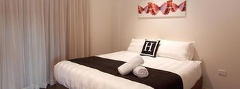H Boutique Hotel - Accommodation BNB 17