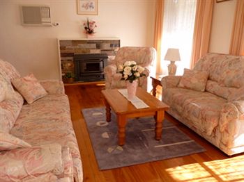 Australian Home Away @ Doncaster Grange Park - Accommodation BNB 15