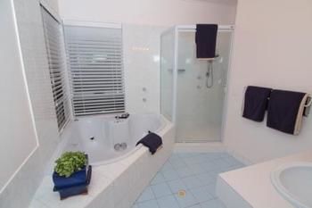 Clouds Of Montville - Accommodation BNB 36
