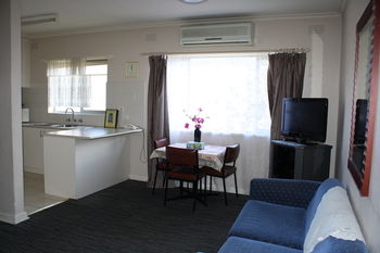 Carnegie Motor Inn - Accommodation BNB 36