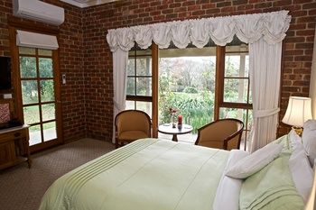 Holly Lane Mews - Accommodation BNB 12