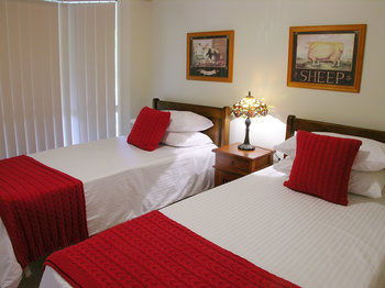 Apple Tree Cottage & Studio - Accommodation BNB 8