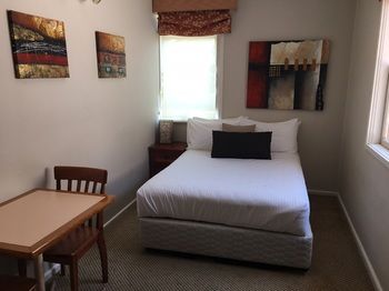 Boronia Lodge Burwood - Accommodation BNB 26