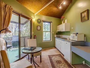 Tanglewood Gardens - Accommodation BNB 13