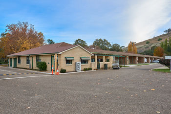 Gundagai Cabins & Tourist Park - Accommodation BNB 28