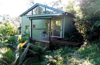 Treetops Accommodation Montville - Accommodation BNB 52