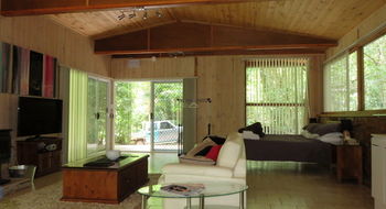 Treetops Accommodation Montville - Accommodation BNB 72
