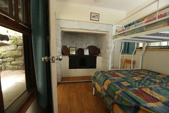 Pittwater YHA - Hostel - Accommodation BNB 17