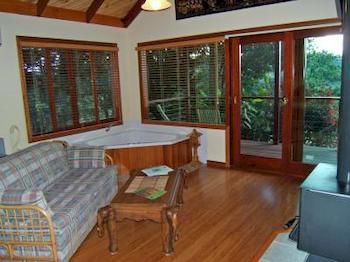 Maleny Tropical Retreat Balinese B&b - Accommodation BNB 6
