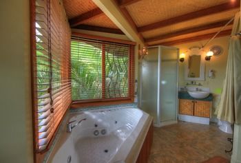 Maleny Tropical Retreat Balinese B&b - Accommodation BNB 25