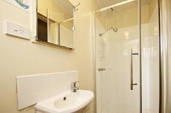 Mapleton Cabins & Caravan Park - Accommodation BNB 2