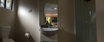 Mapleton Cabins & Caravan Park - Accommodation BNB 18