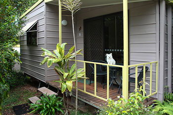 Mapleton Cabins & Caravan Park - Accommodation BNB 32